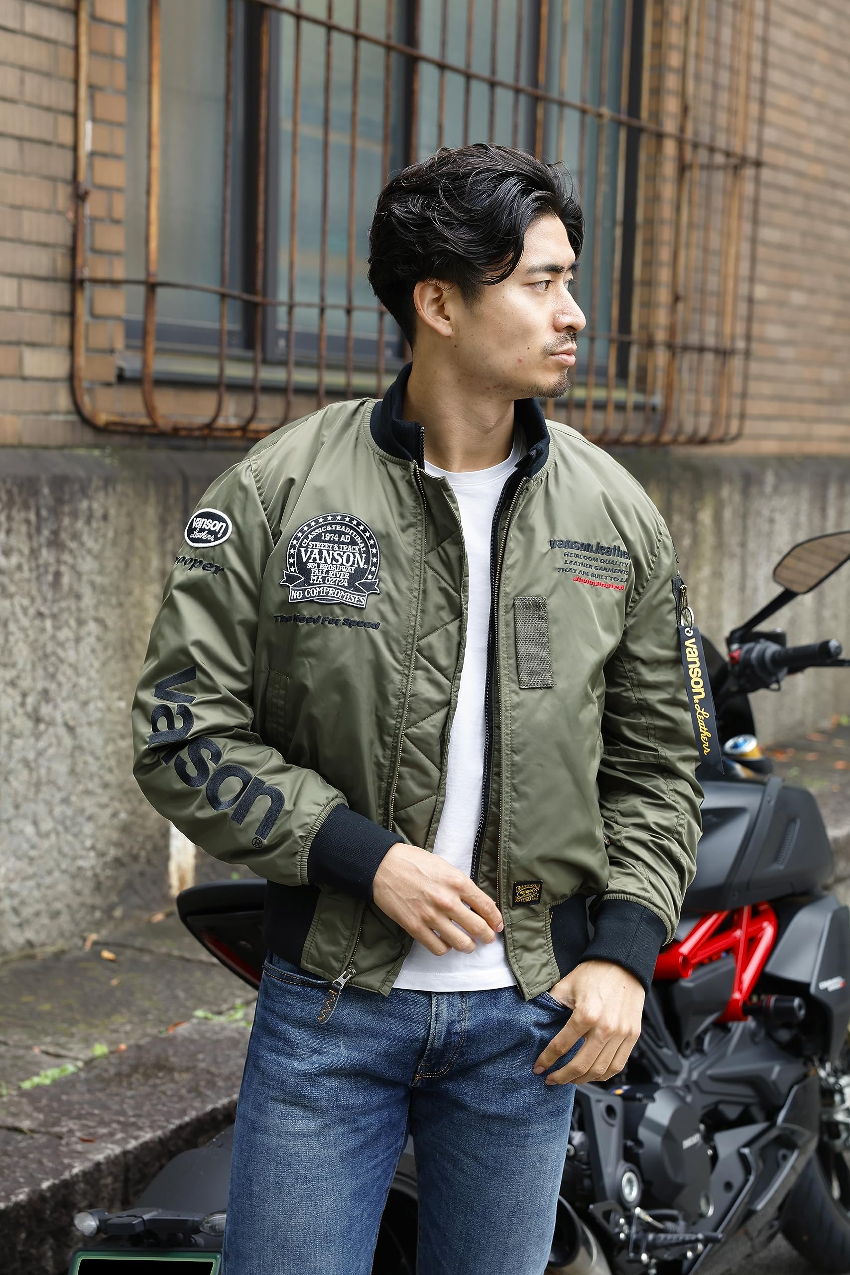 Amazon.co.jp: [バンソン] TVS2308W MA-1 ミリタリー フライト